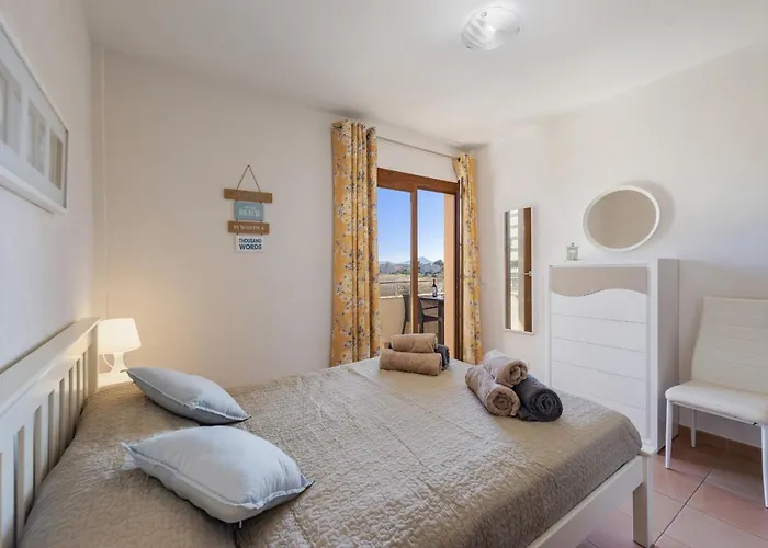 Corb Mari Apartman *